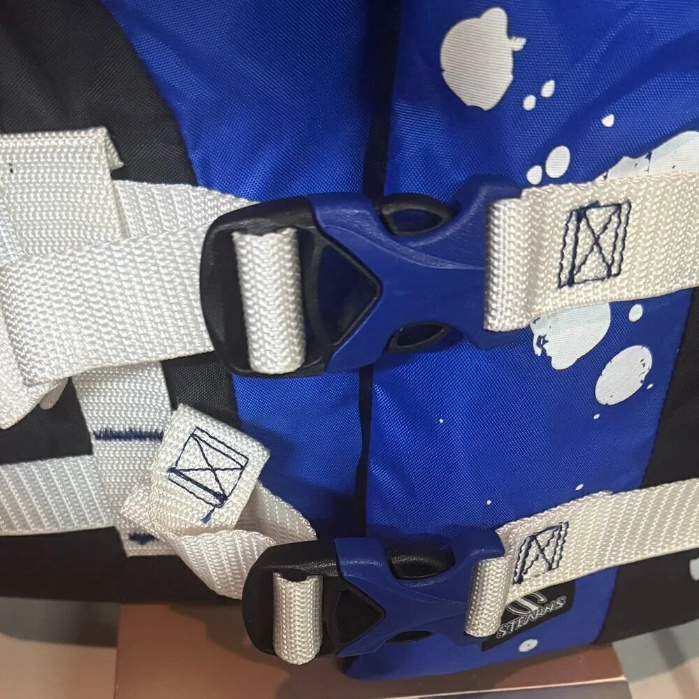 Stearns Ski Vest Youth Size 50-90 lbs Blue White Coastal Approved Type III PFD